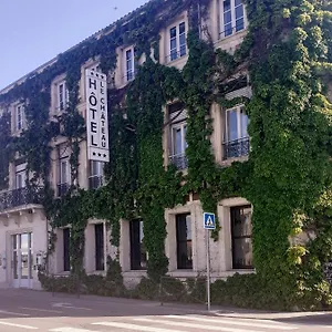 Le Chateau Bed & Breakfast